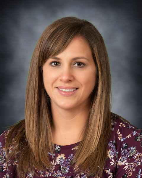 Lisa Mangione : Pre-Kindergarten Teacher