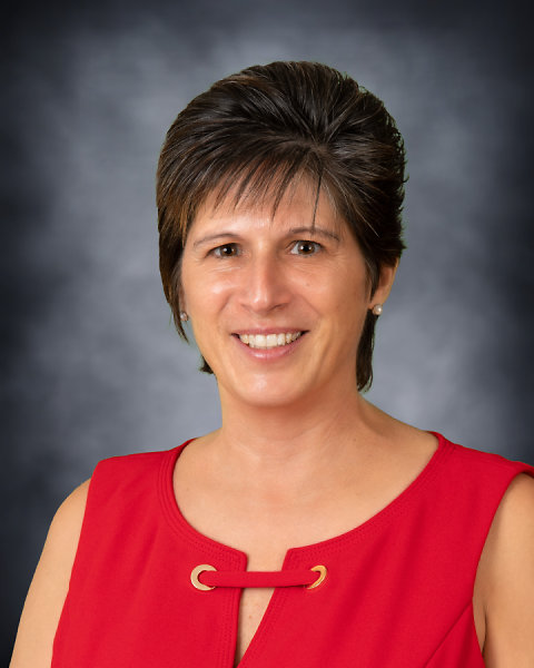 Debbie McCarthy : Grade 3 Teacher